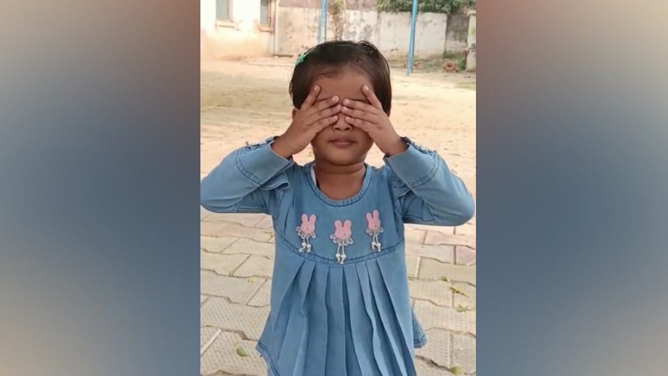 two and a half year old google girl shouryanshi know know every state capitals in agra