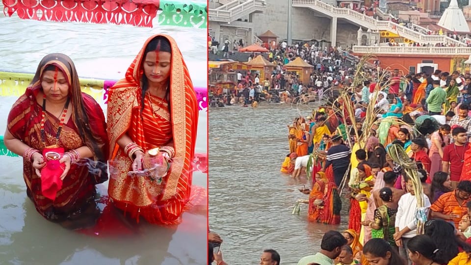 Chhath Puja 2022: Huge Crowd of devotees gathered at ganga ghats in Uttarakhand for Sunset puja