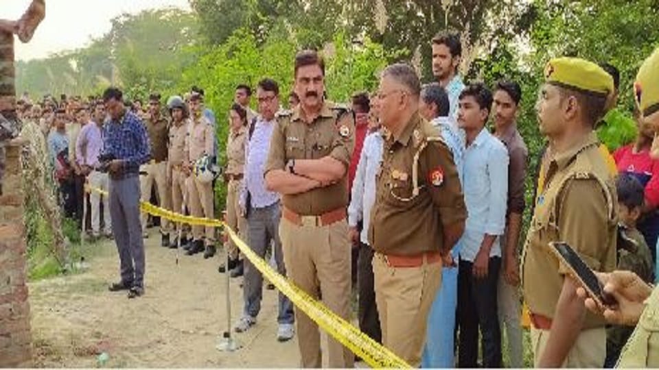 brutally murdered a middle-aged man with an ax in mathura