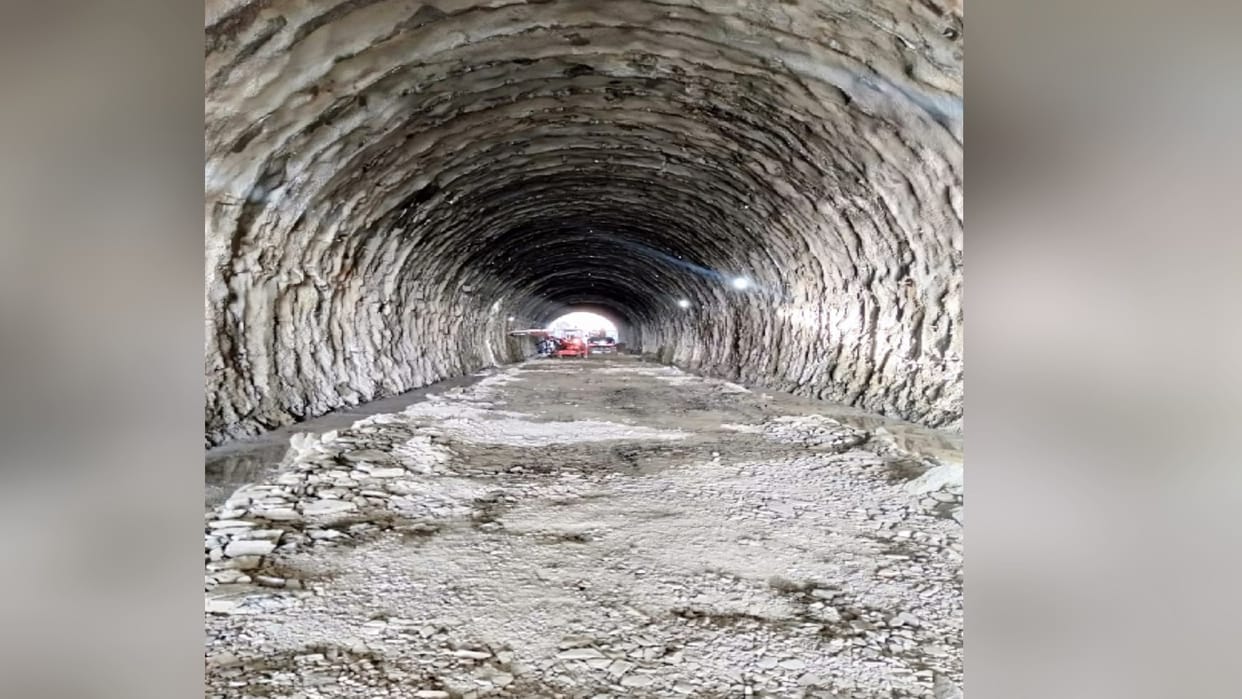 India first underwater tunnel is being built under the Hooghly river in West Bengal