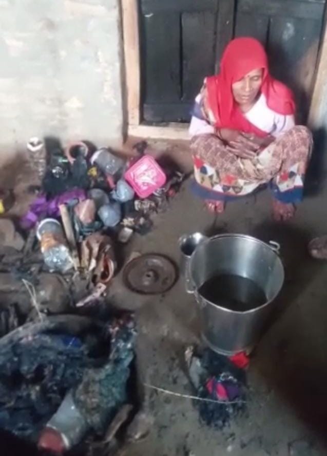 Hardoi, Fire in leakage cylinder, cash-household ashes