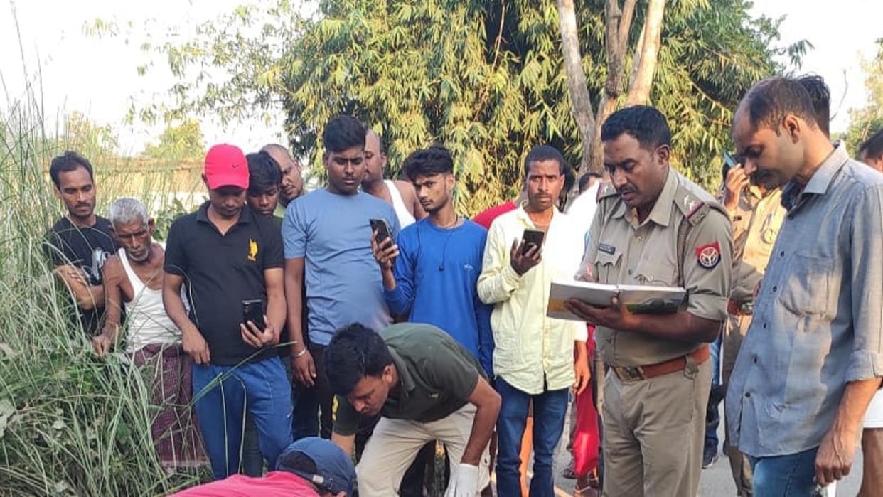 Deoria: Gorakhpur youth dies after being hit by pickup on Sahopar bypass