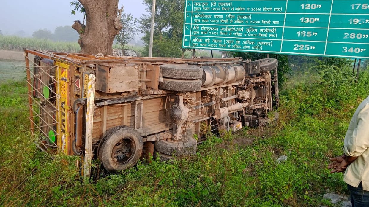 Two killed, two injured in three road accidents