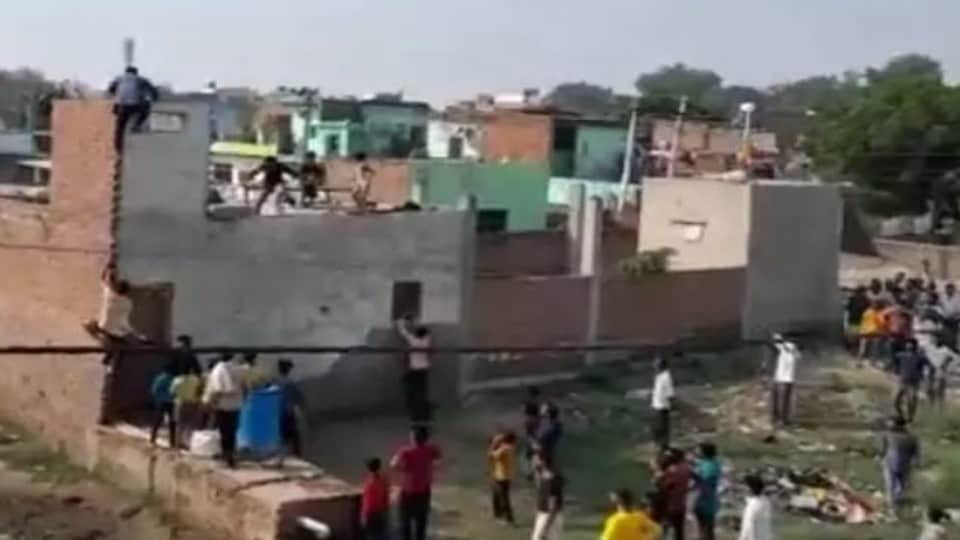 Police sent two accused to jail for kidnapping the minor girl in Agra