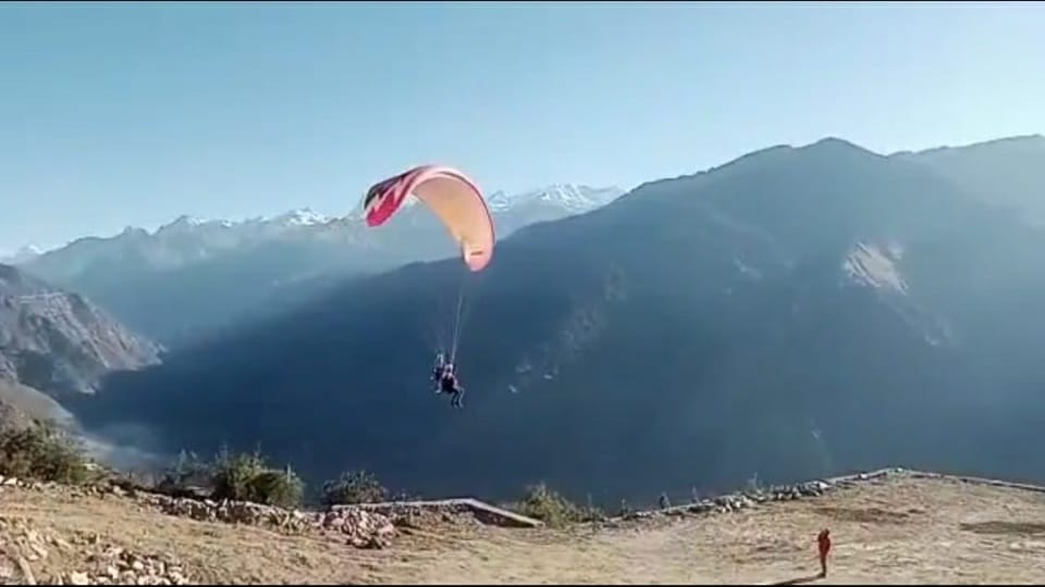 Uttarakhand Tourism news: Now Tourist will be able to see Dayara Bugyal with motor paragliding