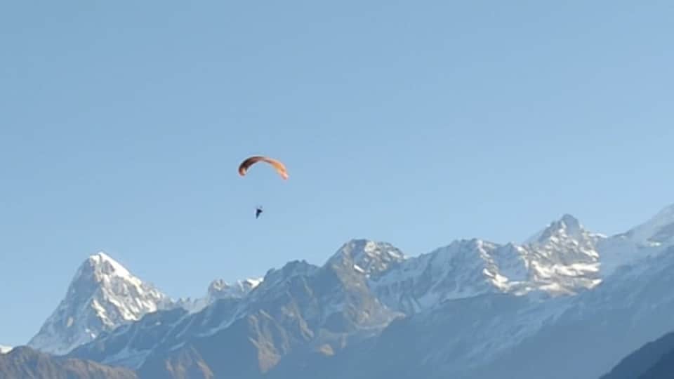 Uttarakhand Tourism news: Now Tourist will be able to see Dayara Bugyal with motor paragliding