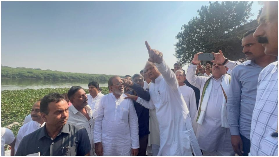 CM Ashok Gehlot raised questions on Morbi accident Gujrat Election
