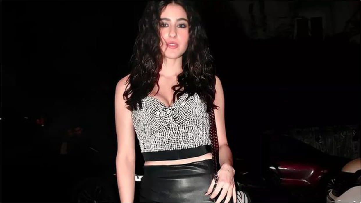 sara ali khan in mini skirt with corset top for halloween party looks bold and gorgeous