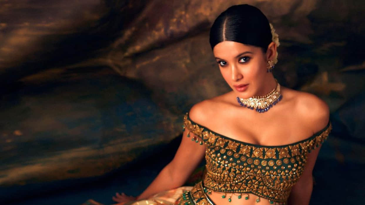 shanaya kapoor diwali look in green lehenga ideal for next wedding season