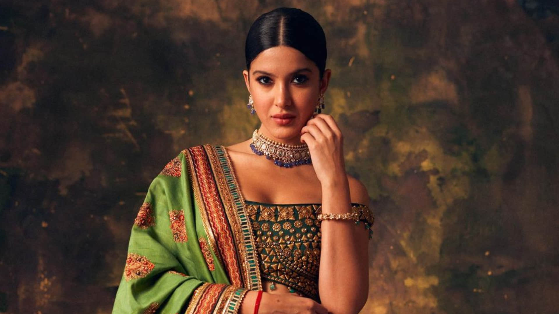 shanaya kapoor diwali look in green lehenga ideal for next wedding season