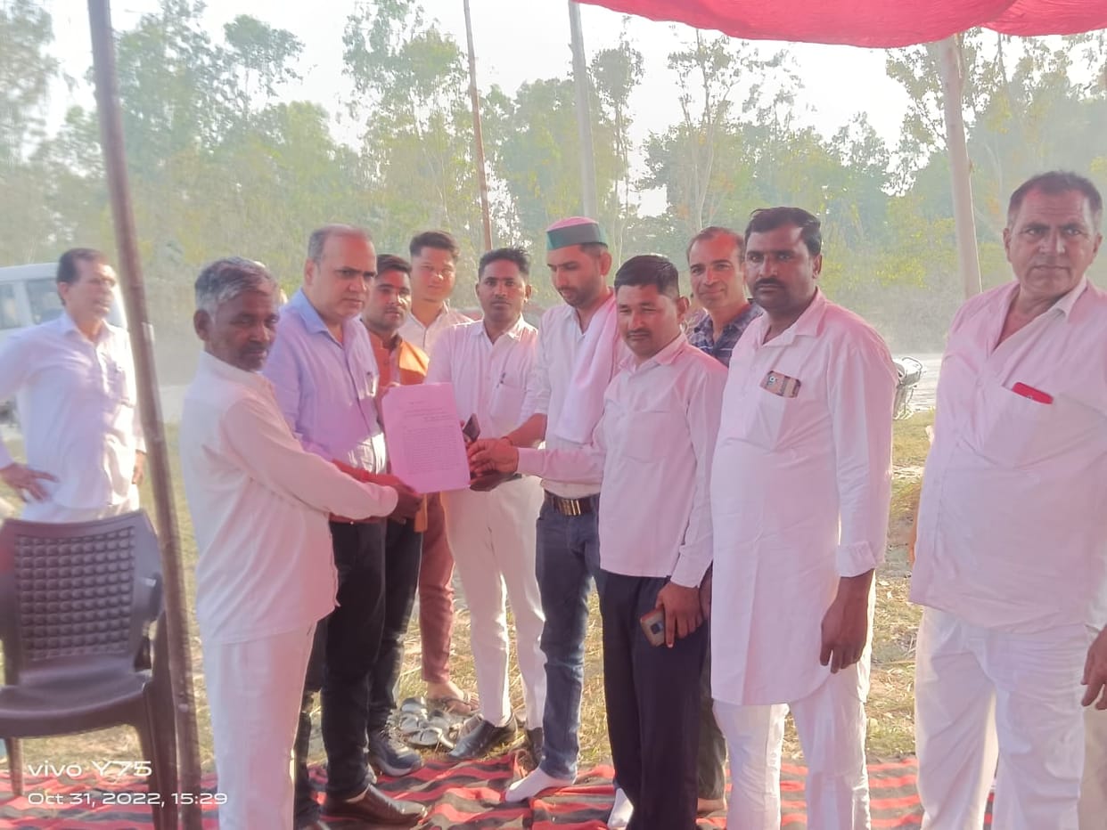 Villagers sitting on indefinite dharna
