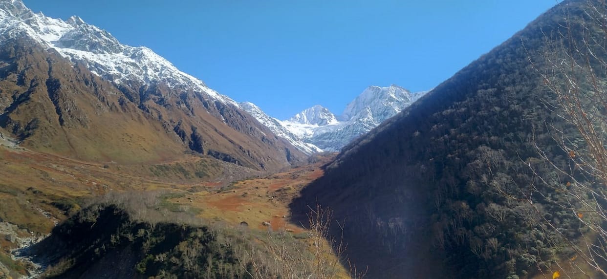 Chamoli Valley of flowers closed Today for tourists record tourists came Uttarakhand news in hindi