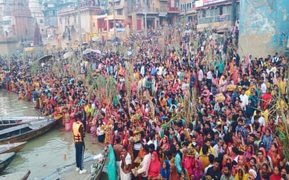 Chhath Puja 2022 in varanasi Confluence of traditions shown at Ganga Ghats of Kashi Arghya t0 rising sun