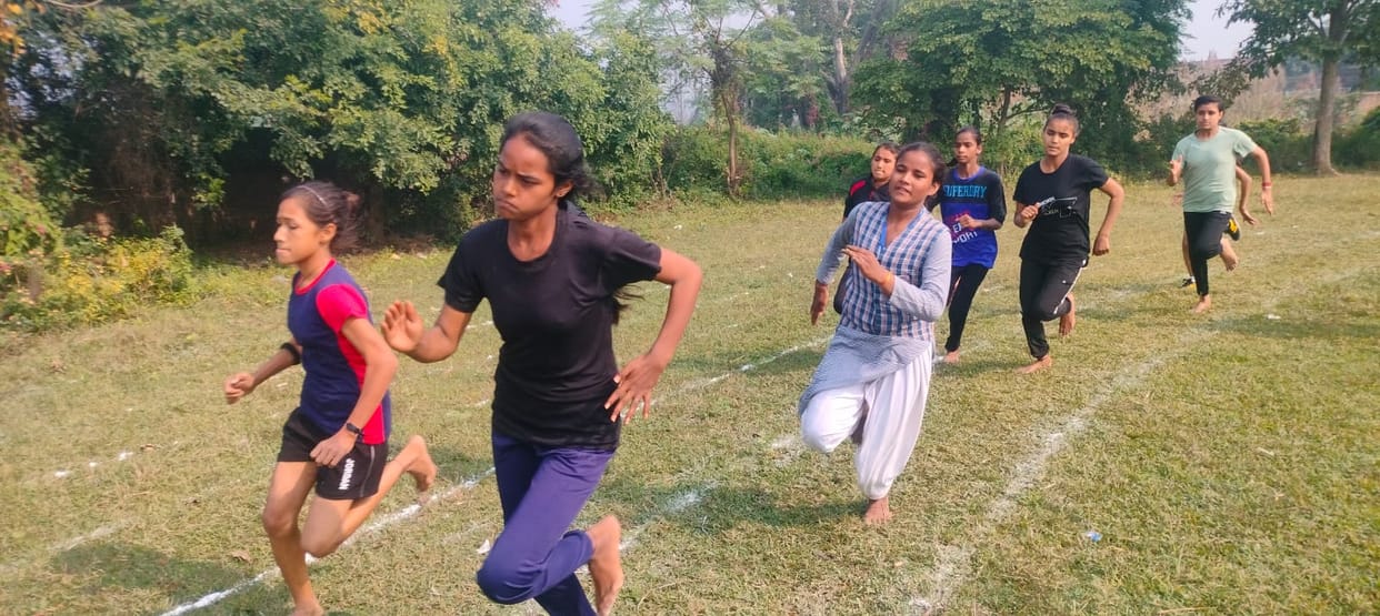 Nisha was the first in the senior category of 15 hundred meters race