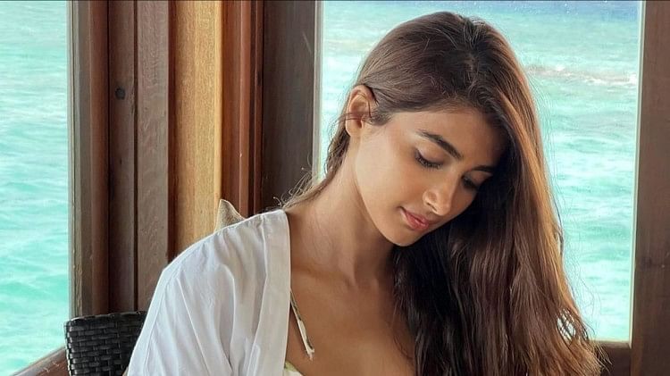 Pooja Hegde, who has turned from golden leg to iron leg, now all hopes are on Mahesh