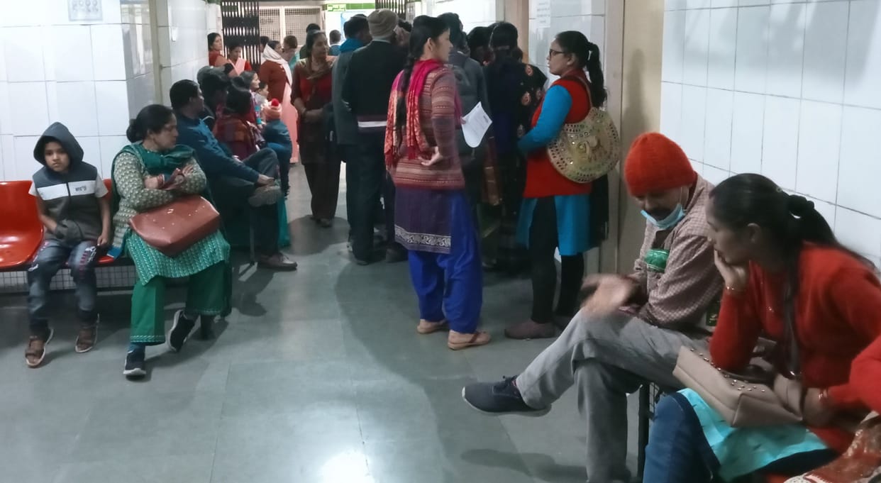 Doctor on Holiday, Patients In Trouble