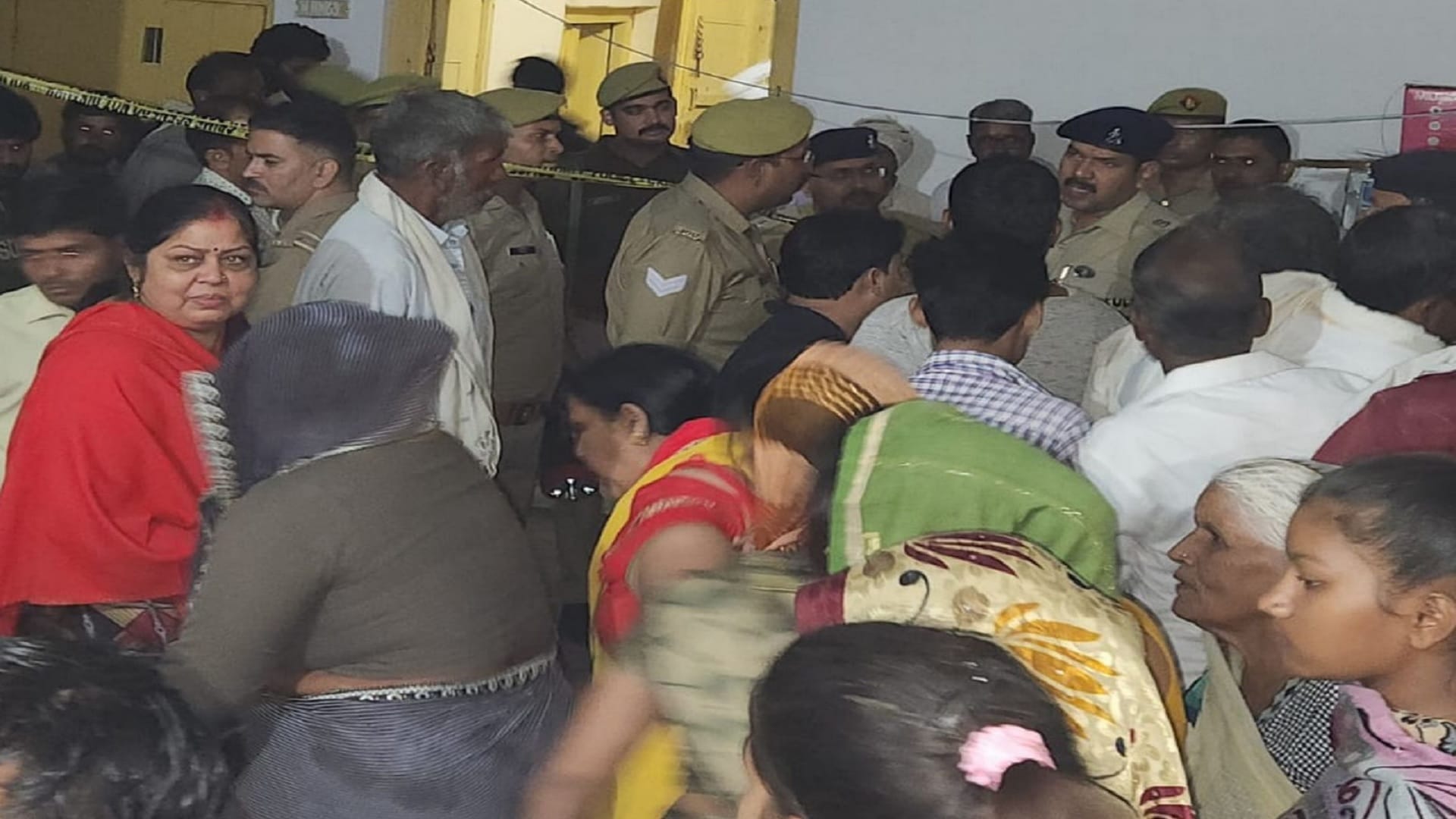 Samajwadi Party leader, wife and mother shot dead in Badaun
