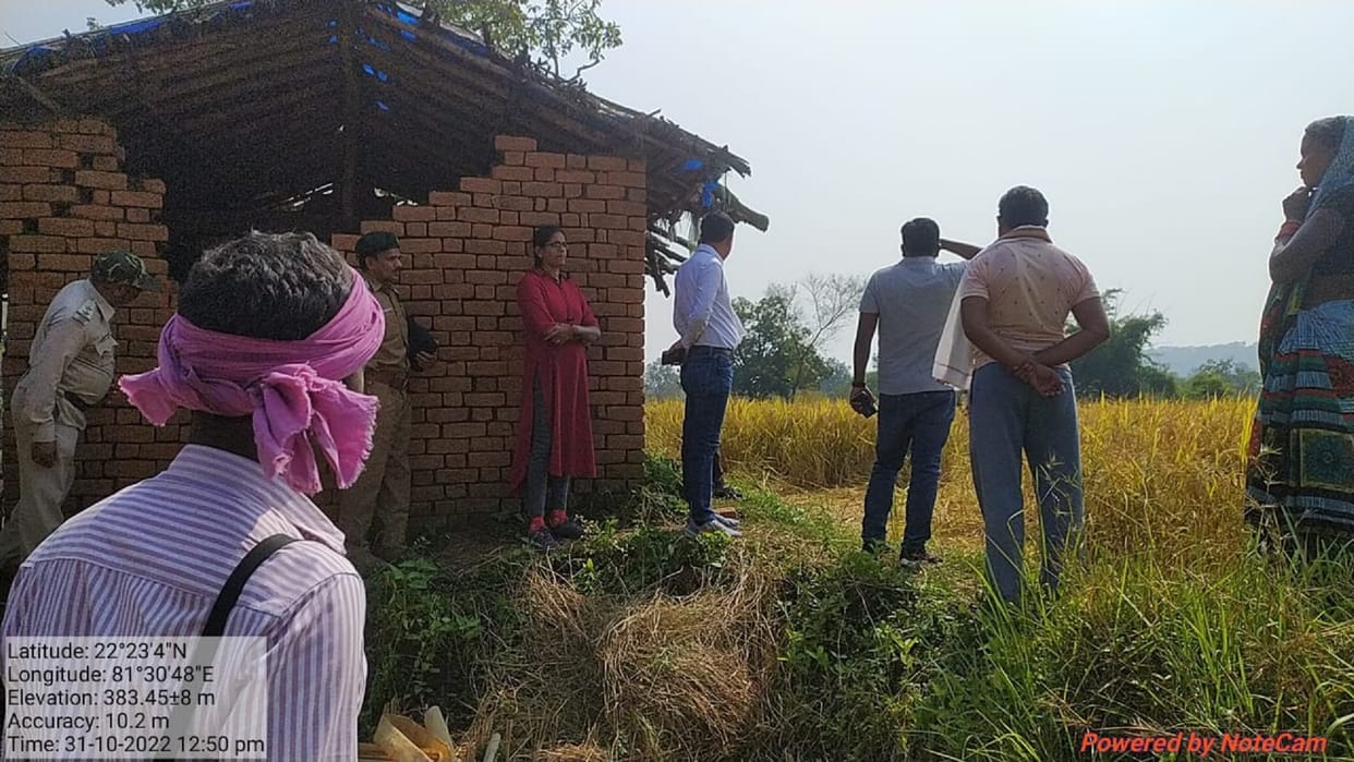 elephants broke houses, destroyed crops in kabirdham chhattisgarh