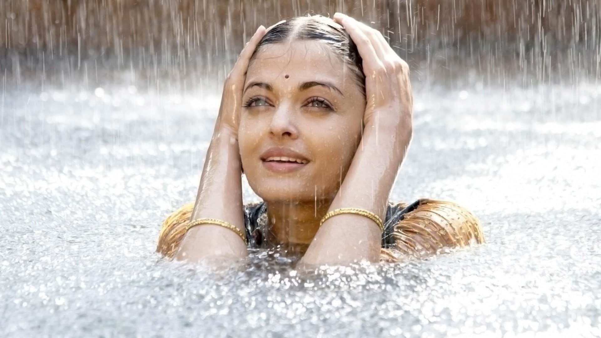 Aishwarya Rai Bachchan Birthday special 10 Hindi films that made her superstar of Bollywood heroine no 1