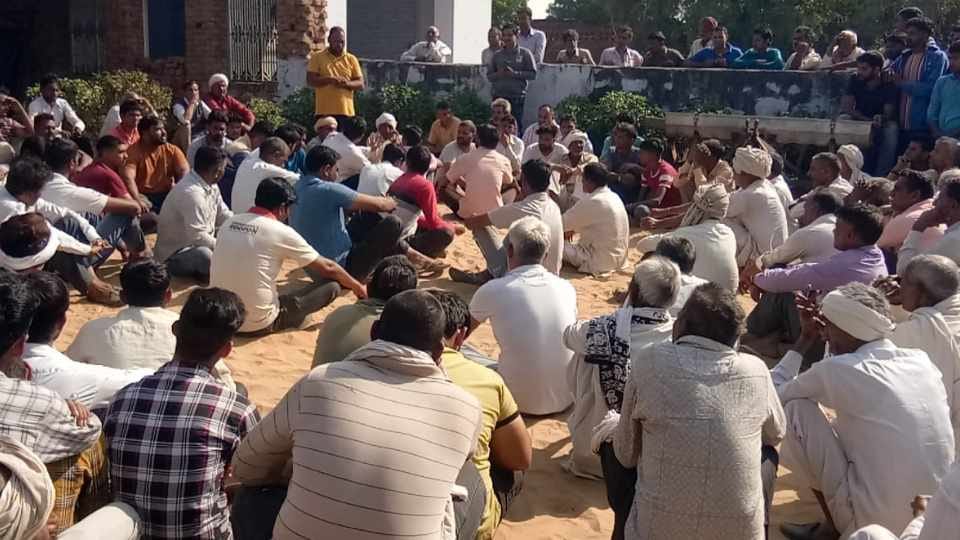 Mahendragarh: Panchayat of village Khatodara demands high level inquiry in death of sarpanch candidate