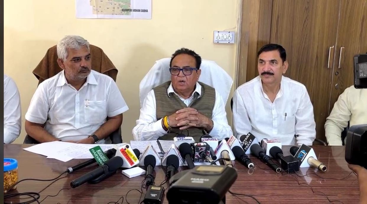 Kuldeep Bishnoi is 'Palturam', won't last long in BJP: Yadav