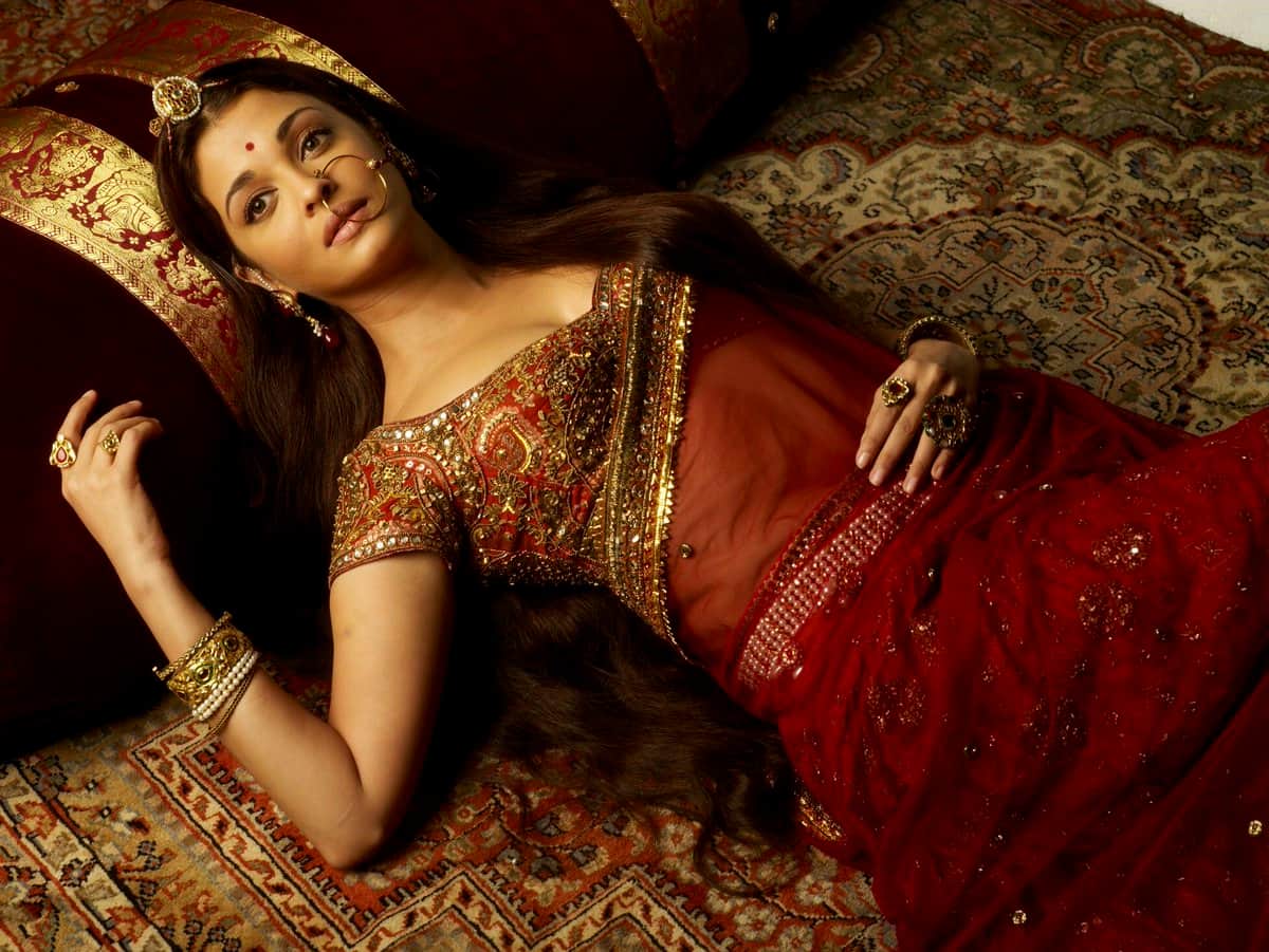 Aishwarya Rai Bachchan Birthday special 10 Hindi films that made her superstar of Bollywood heroine no 1