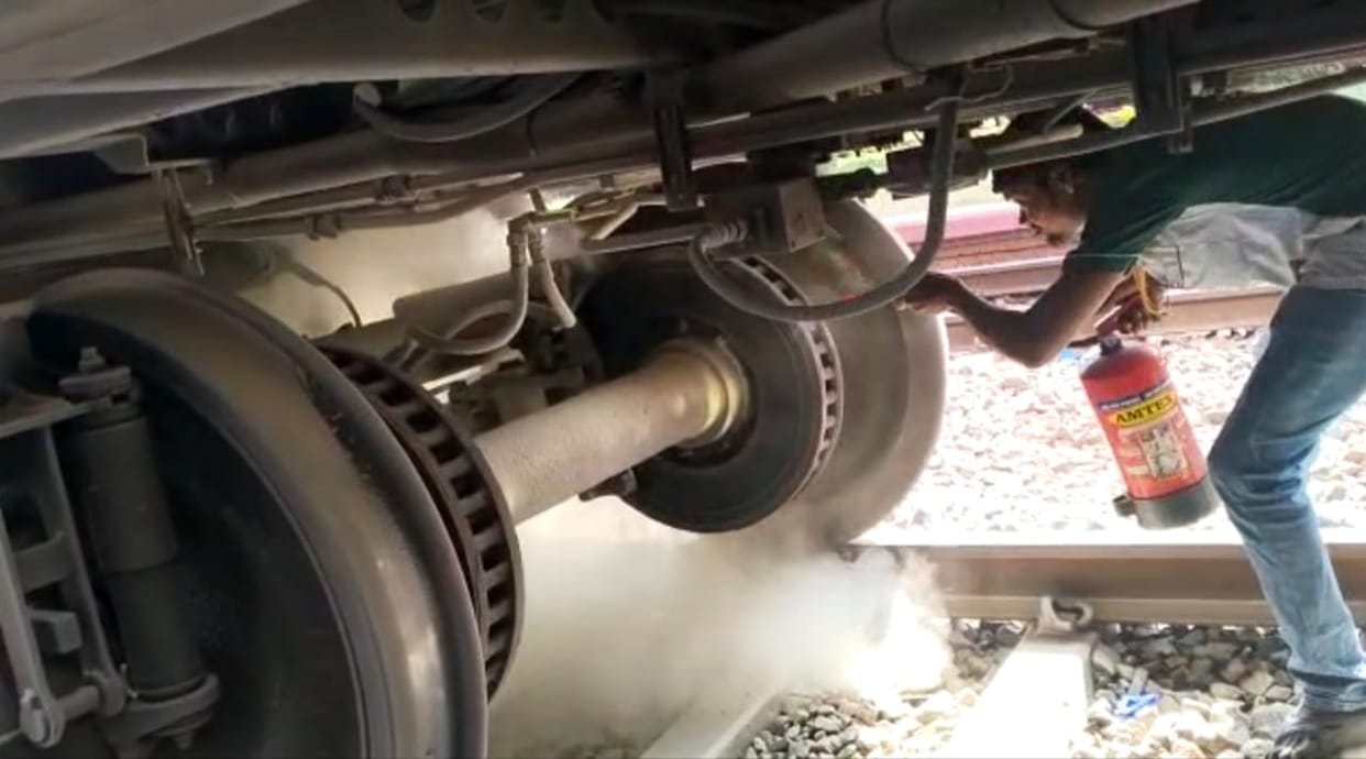Nilanchal Express brake jammed, AC coach wheel caught fire