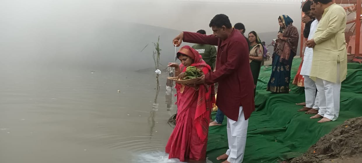 Open waterless fast by offering arghya to the rising sun