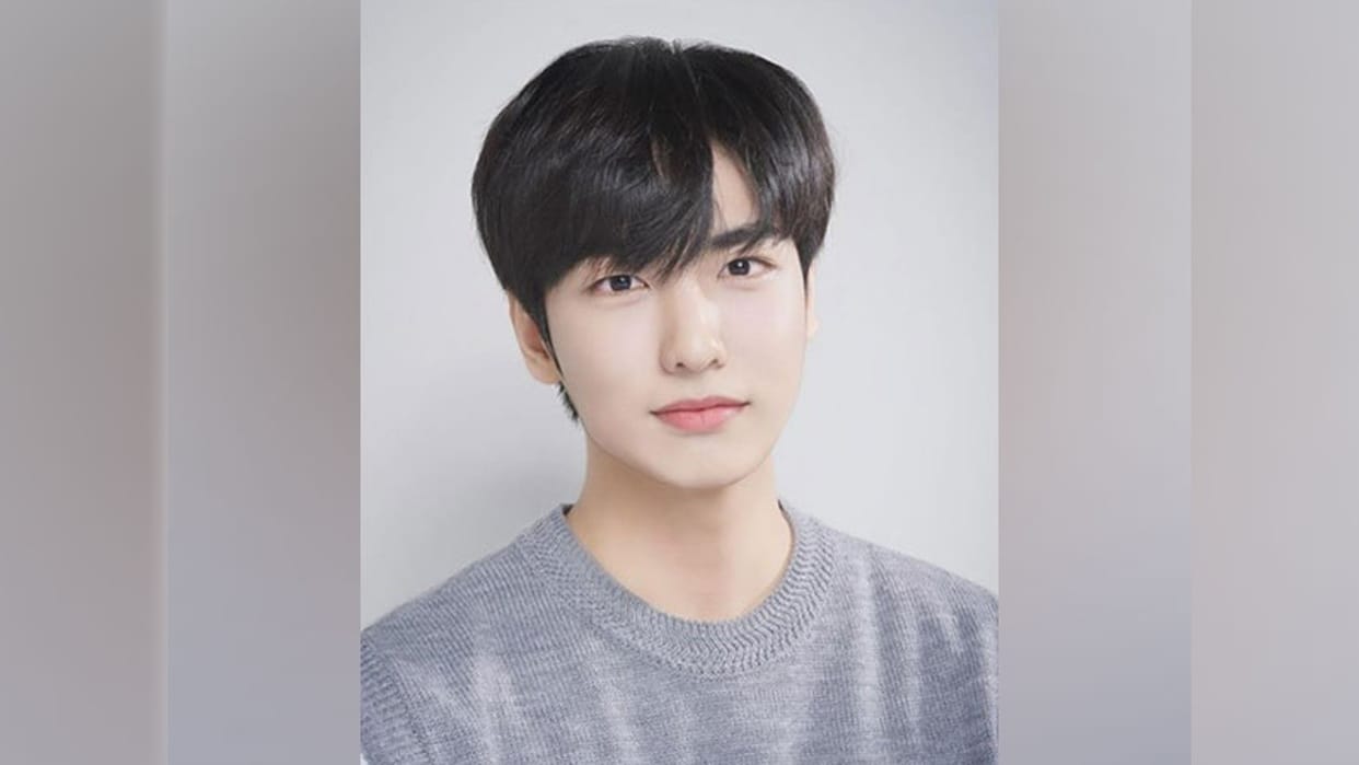 Halloween 2022 Singer Lee Jihan killed in South Koreas deadly stampede with more than 150 people