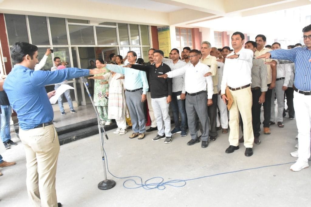 Oath of National Unity Day administered to officers and employees