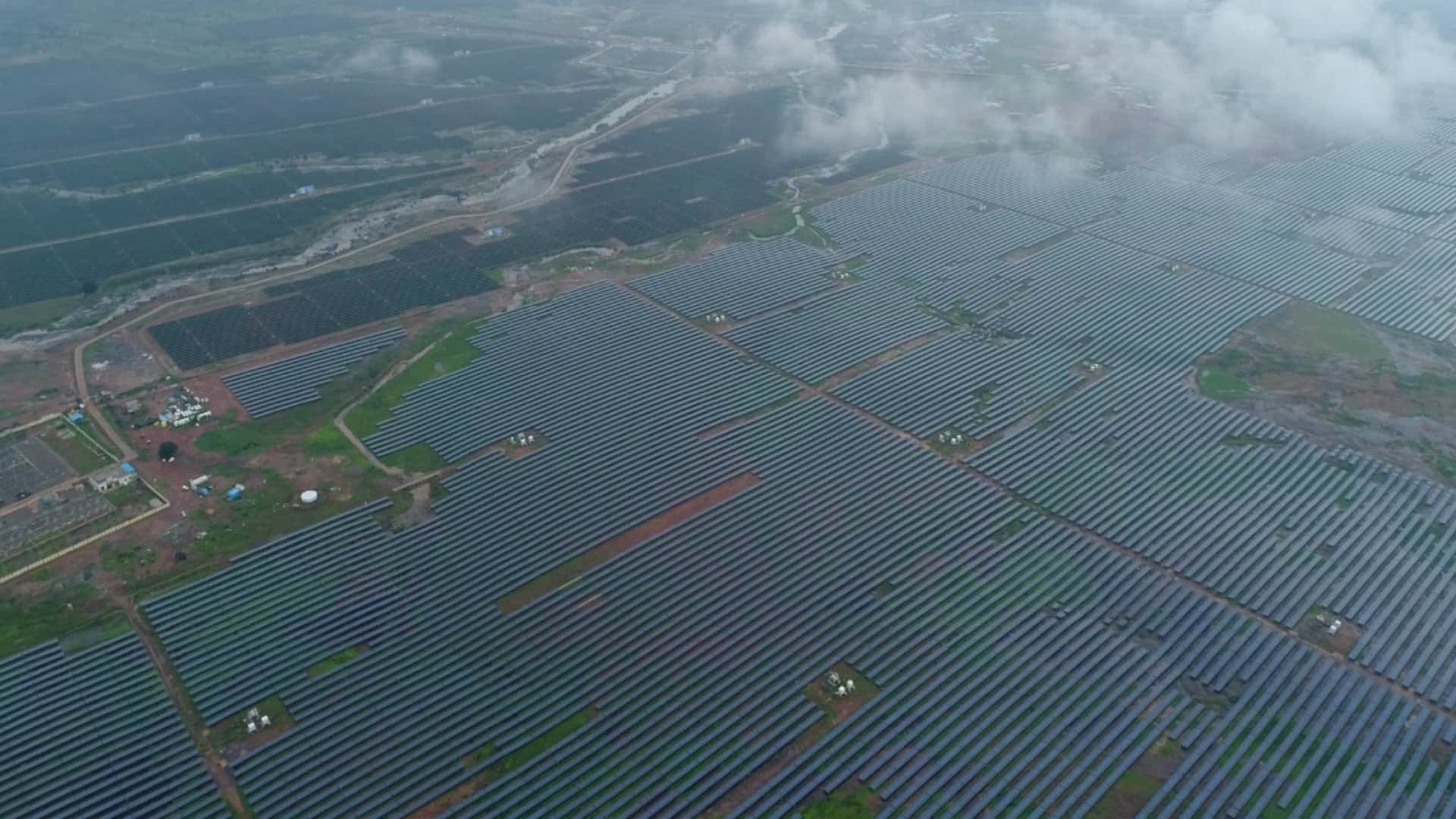 Madhya Pradesh Foundation Day Madhya Pradesh is becoming self-reliant in the field of solar energy