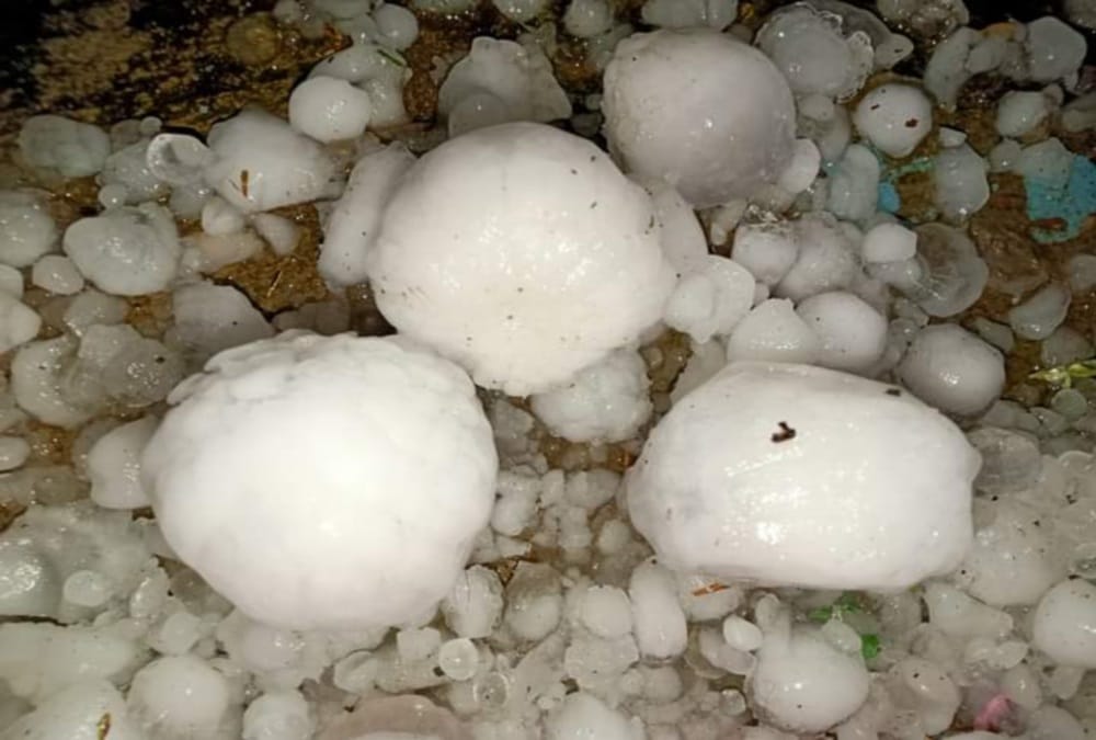Uttarakhand Weather: snowfall in Darma or Vyas valley and hailstorm in Munsiyari photos