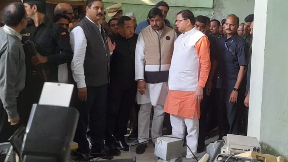 Uttarakhand news: Cm pushkar singh dhami inspection in HMT factory haldwani