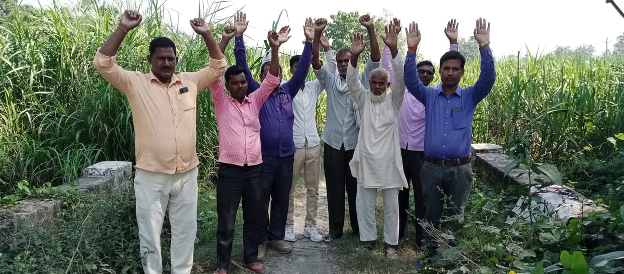 Lease holders protested and demanded action