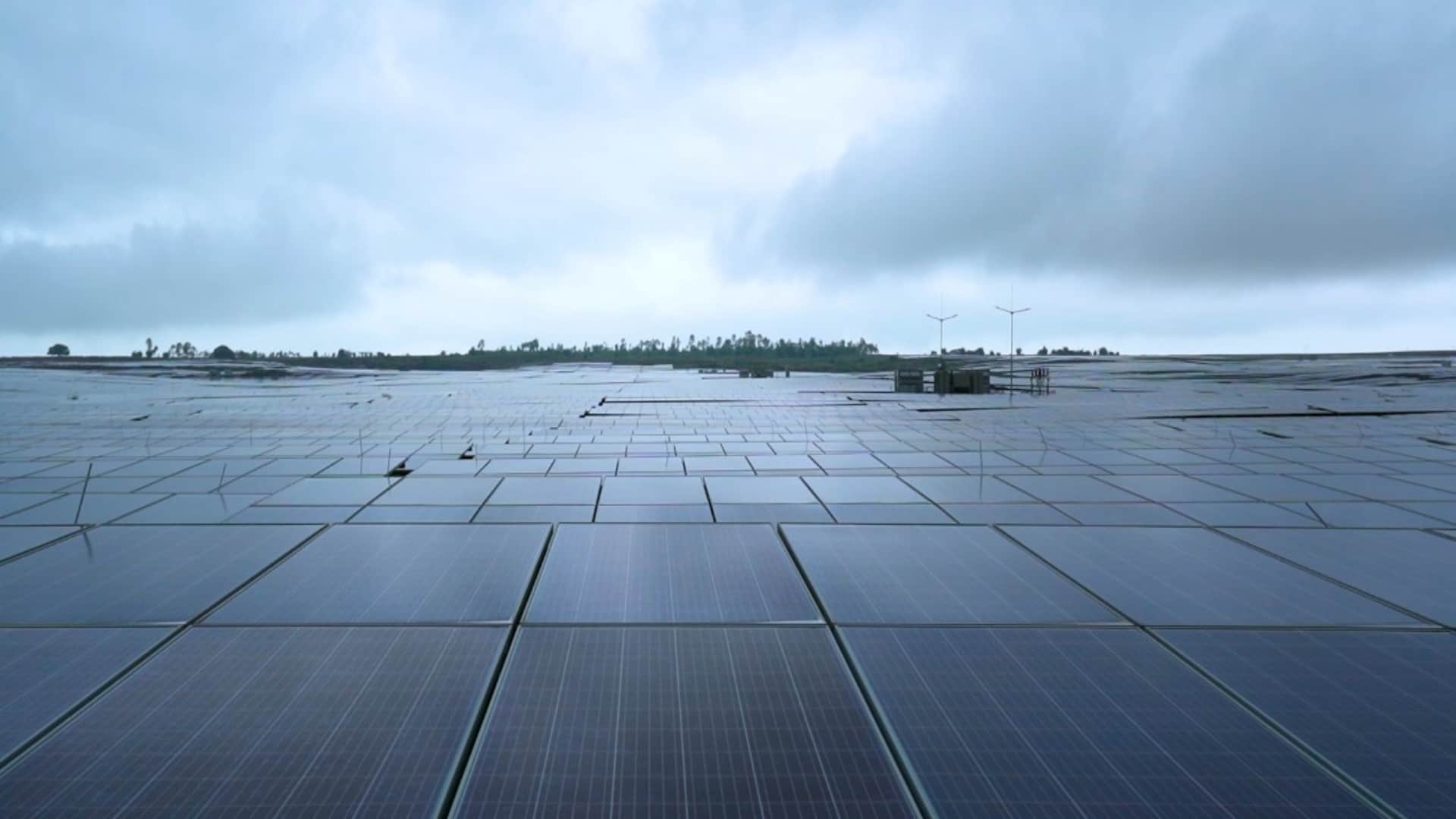 Madhya Pradesh Foundation Day Madhya Pradesh is becoming self-reliant in the field of solar energy