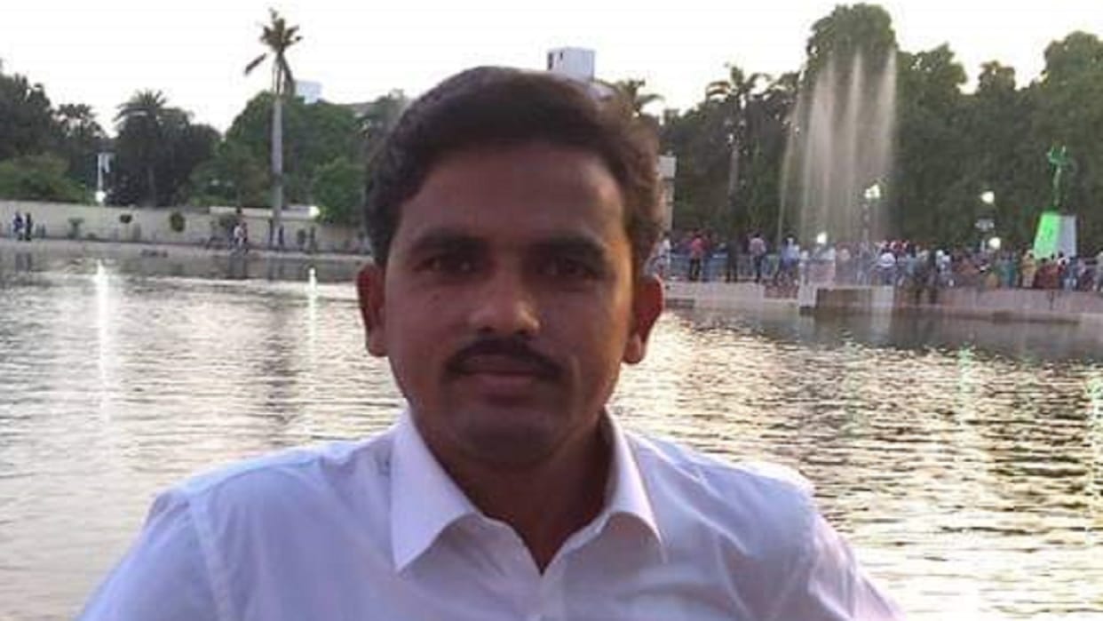 Car driver found dead in dam in Baruasagar Jhansi police probe on