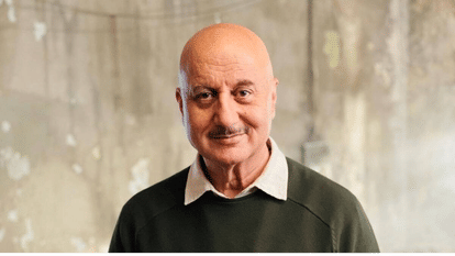 Uunchai Actor Anupam Kher Shared A Post With First Family Of Indian Cinema 75 Years Of Rajshri - Entertainment News: Amar Ujala - Anupam Kher:अनुपम खेर ने भारतीय सिनेमा की पहली फैमिली