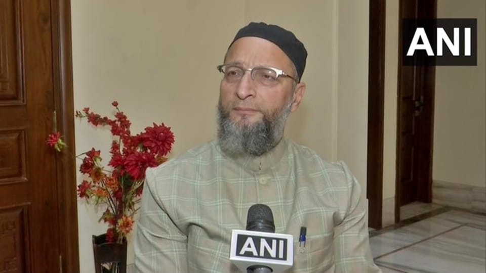 AIMIM chief Asaduddin Owaisi Comments on MHA decision, said CAA has to be linked with NPR and NRC