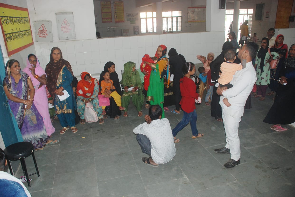 Patients kept waiting, Citizen Charter failed