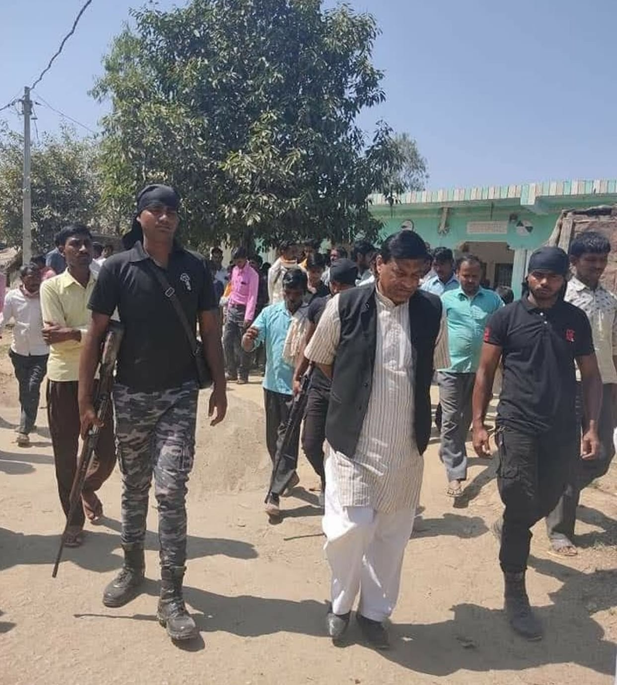 Conspiracy to eliminate the family of SP leader was hatched in the election of block chief