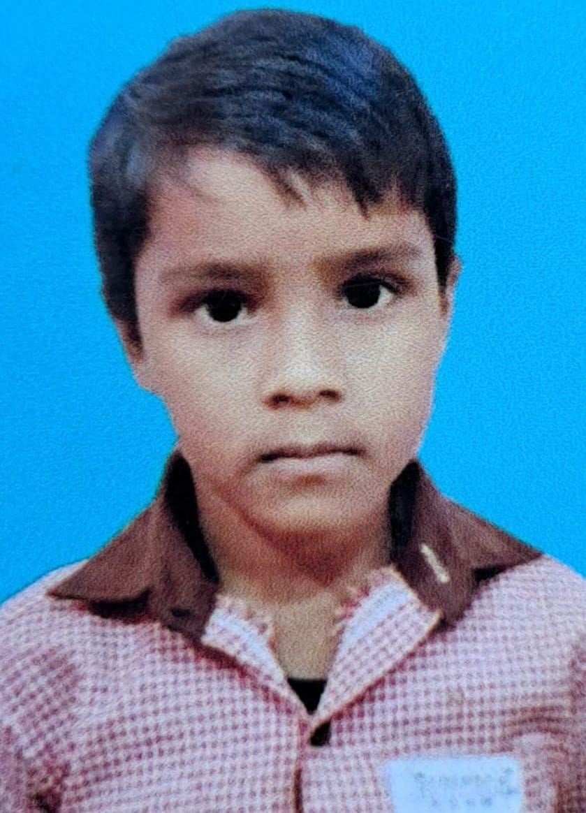 Hardoi, The kutcha roof of the weak house collapsed, nephew died, uncle Gambhir