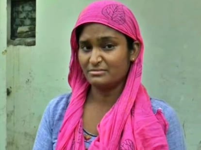 Female sweeper in Gwalior did not get salary for six months