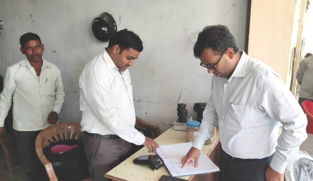 Etah: Accelerate paddy procurement by contacting farmers