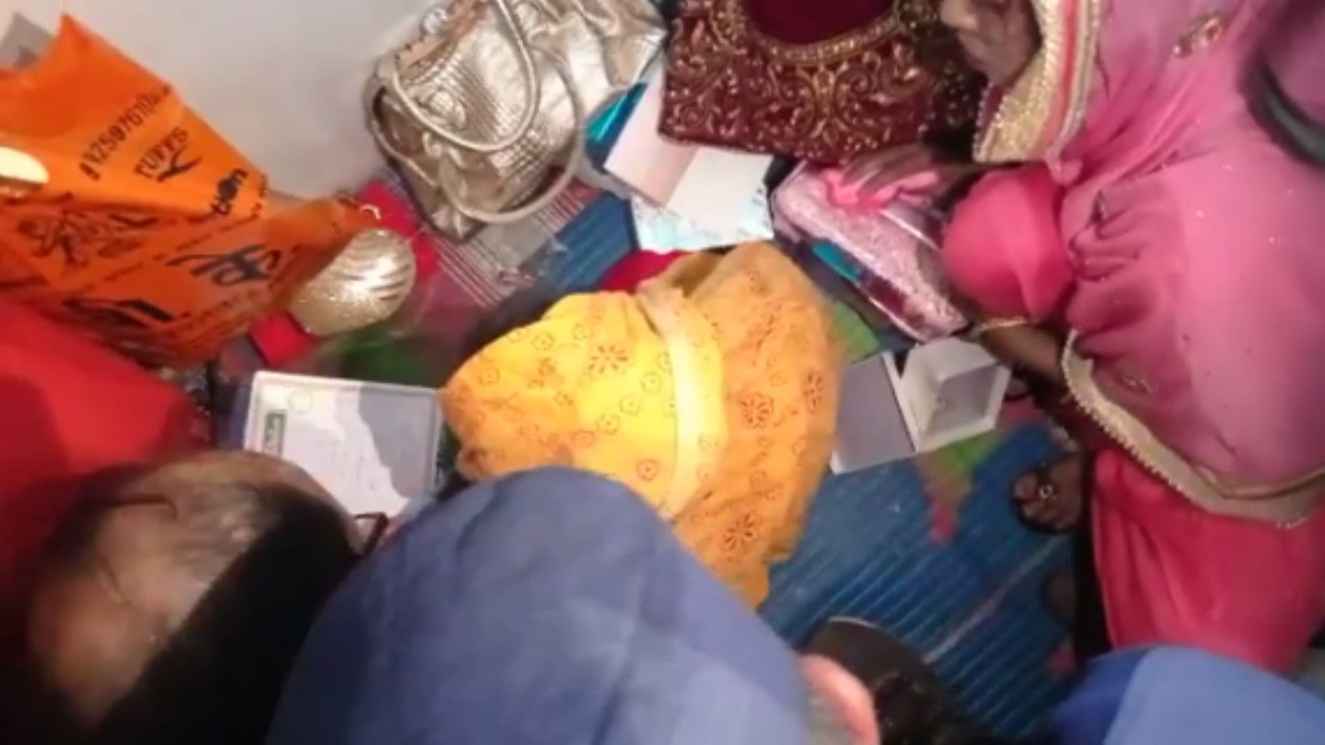 Azim Mansoori has married with Bushra of Hapur and see images of Programme