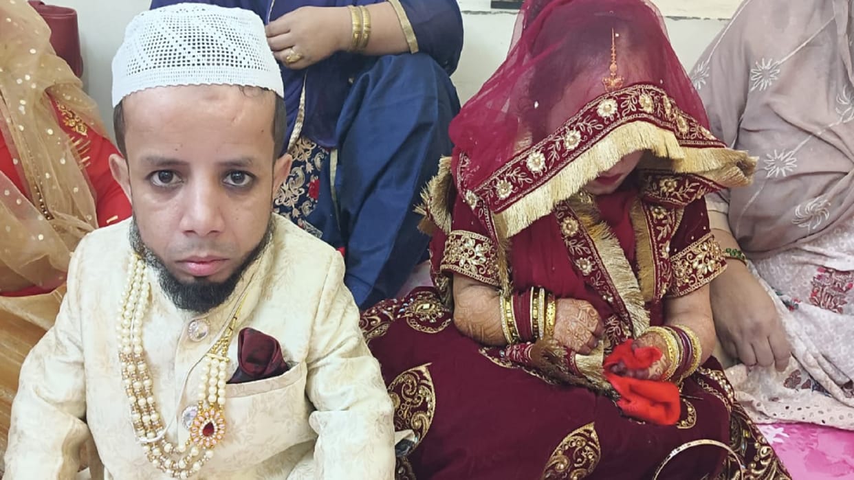 Shamli: Azim Mansoori said after marriage that he could not invite PM Modi and CM Yogi and see marriage pics