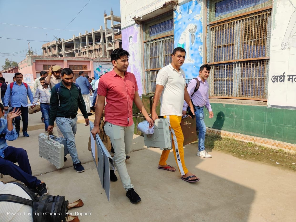 5.80 lakh voters will choose the government of their village today