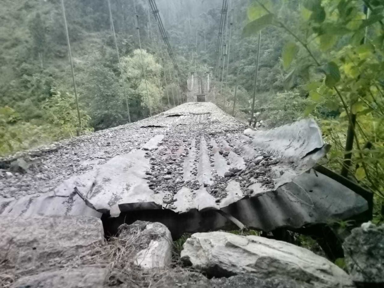 Traffic is dangerous from Pereva-Borabagad Jhulapul