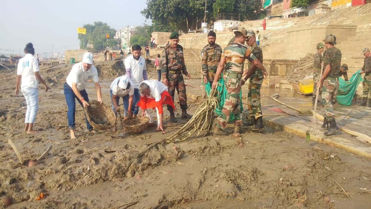 Namami Gange and members of Ganga Task Force on their backs Cleanliness campaign on the ghats