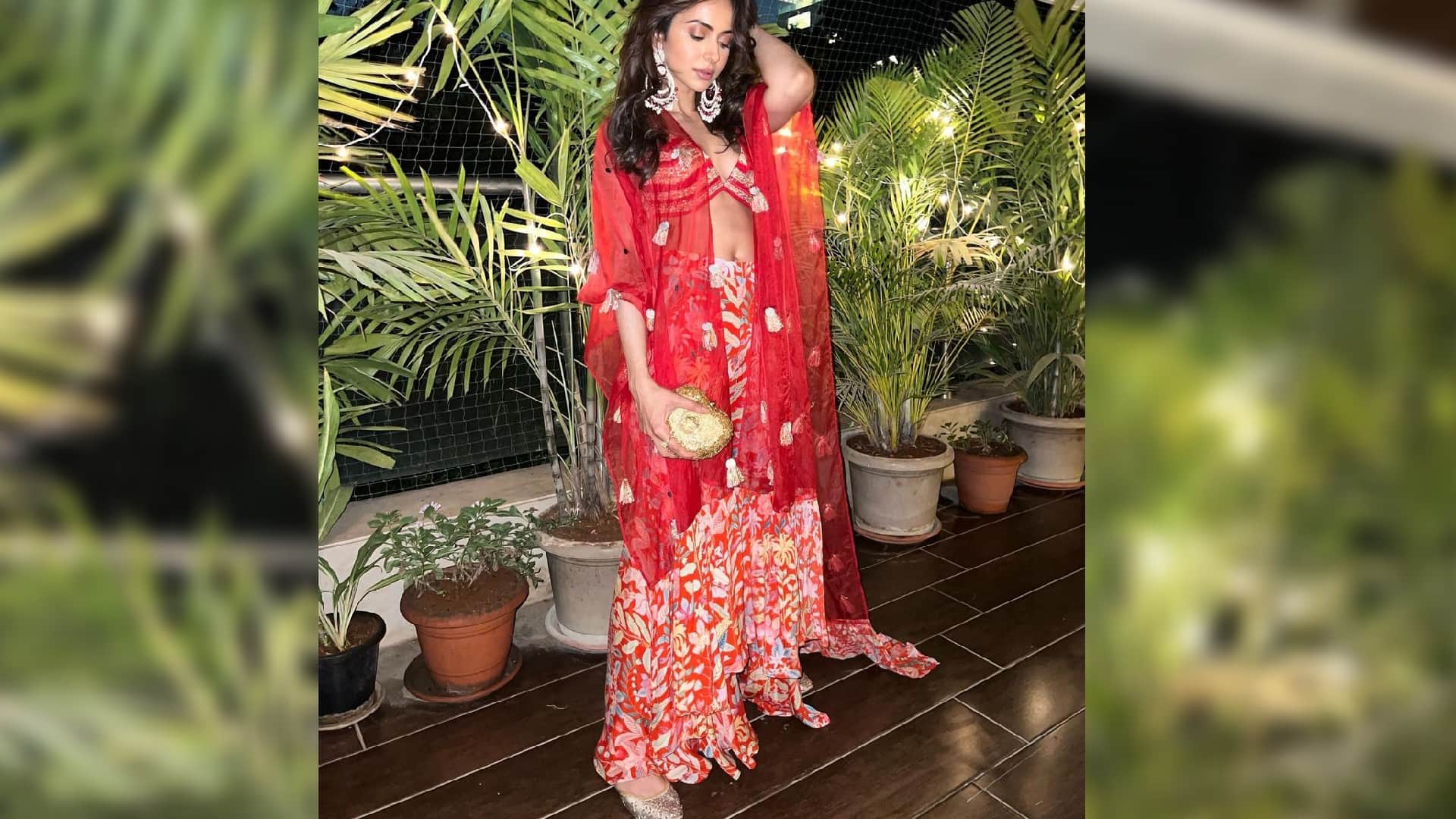 Fashion Tips Take Inspiration From Malaika Arora To Taapsee Pannu To Wear Fusion Wear See Photos