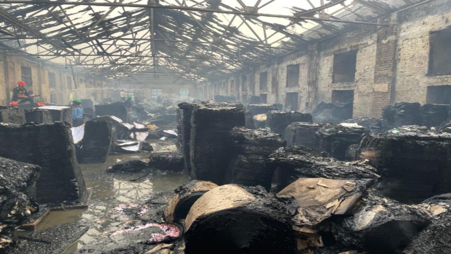 Fire breaks out at Star Paper Mill in Saharanpur, kills an employee and damages crores of rupees